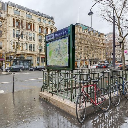 פריז דירות באזור 8th - Champs Elysees, בגודל 78 מר, עם 3 חדרי שינה ו- 1 חדרי רחצה פרטיים מראה חיצוני תמונה